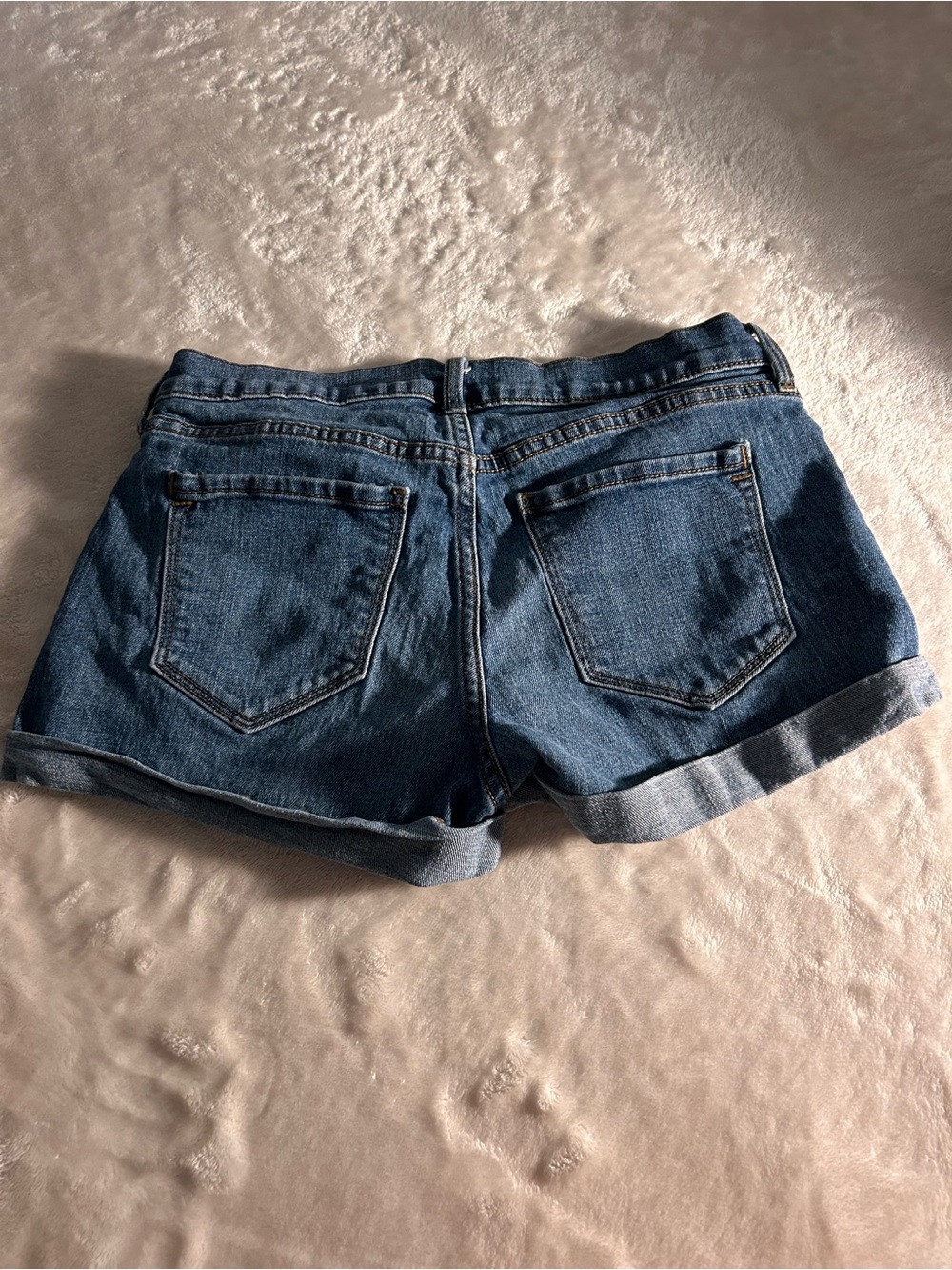 Old Navy Blue Denim Rolled-Hem Women's Shorts